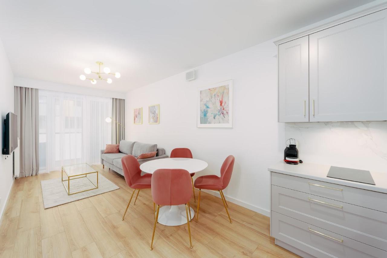 Faro Apartamenty Kasprowicza 20 Basen W Cenie Schwimmbad Im Preis Kołobrzeg Exterior foto